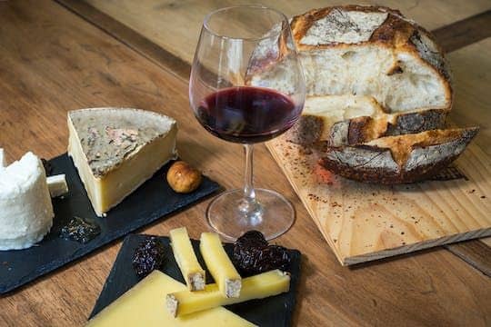 Bordeaux cheese and wine tasting