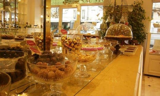 Gourmet city tour of Bordeaux