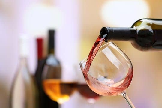 Guided tasting tour of Chartrons, the wine district of Bordeaux