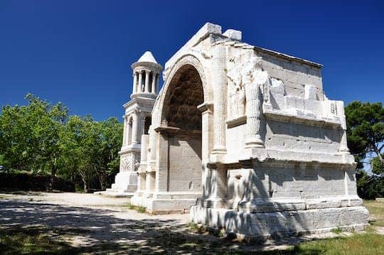Roman and Medieval architecture in Provence