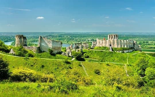 Rouen castles and abbeys private tour