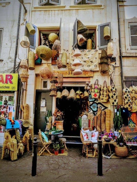 ทัวร์ย่านโนอาย และตลาดเมืองแปลกใหม่