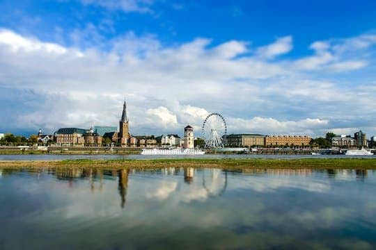 1-hour Düsseldorf private tour with local guide