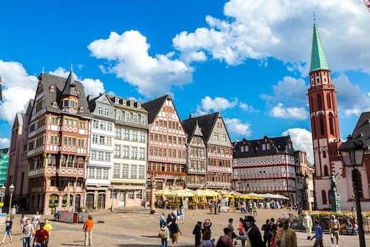 Frankfurt architecture walking tour