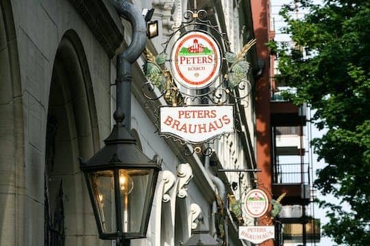 Guided tour through the old town of Cologne and its breweries