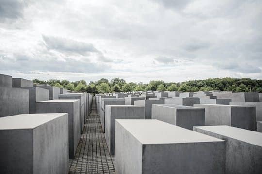 Private and personalized past and present experience in Berlin