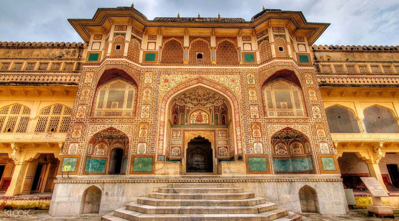 3D2N Golden Triangle Tour With 5 Star Accommodation from Delhi2