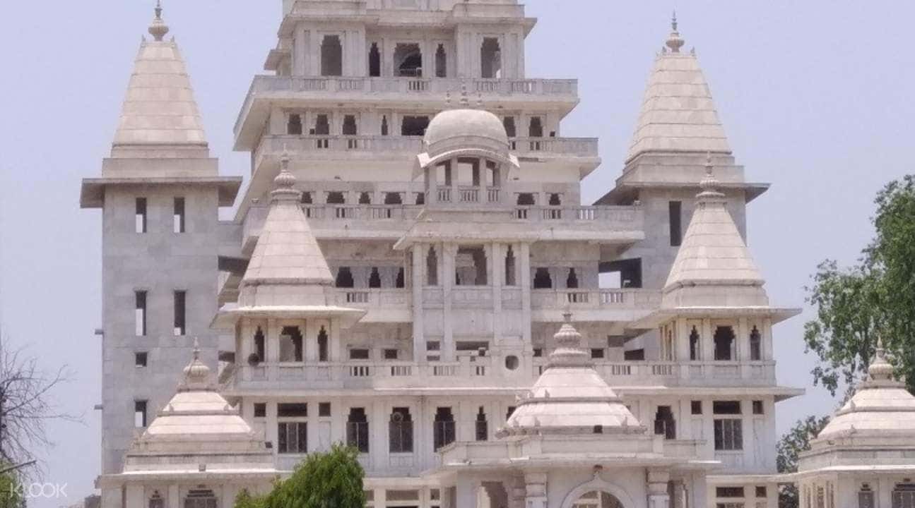 Agra, Mathura, and Vrindavan Day Tour from Delhi via Luxury Bus2