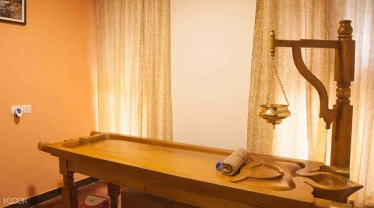 Ayurveda Spa Experience in Auraveda Wellness Center3