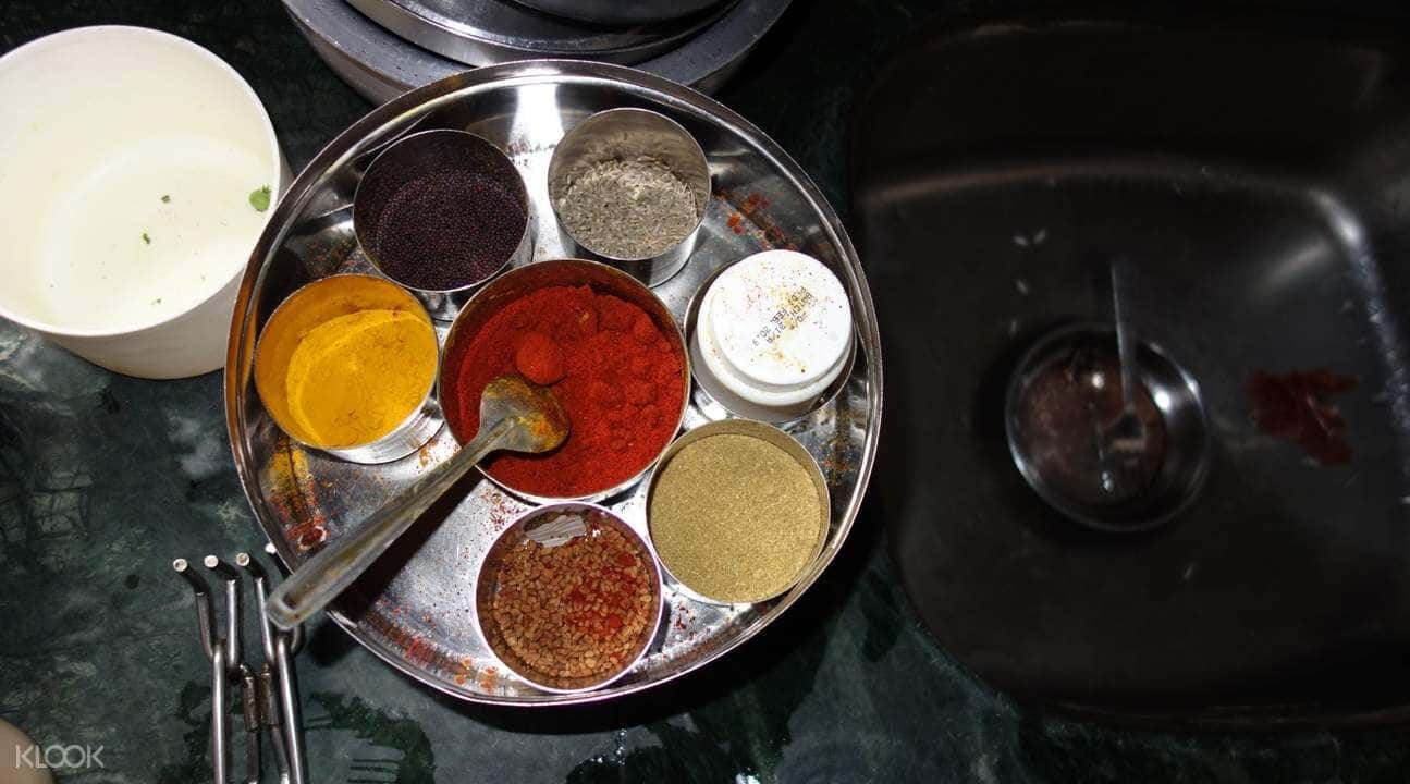 Cooking Class with a Local Family in Mumbai1