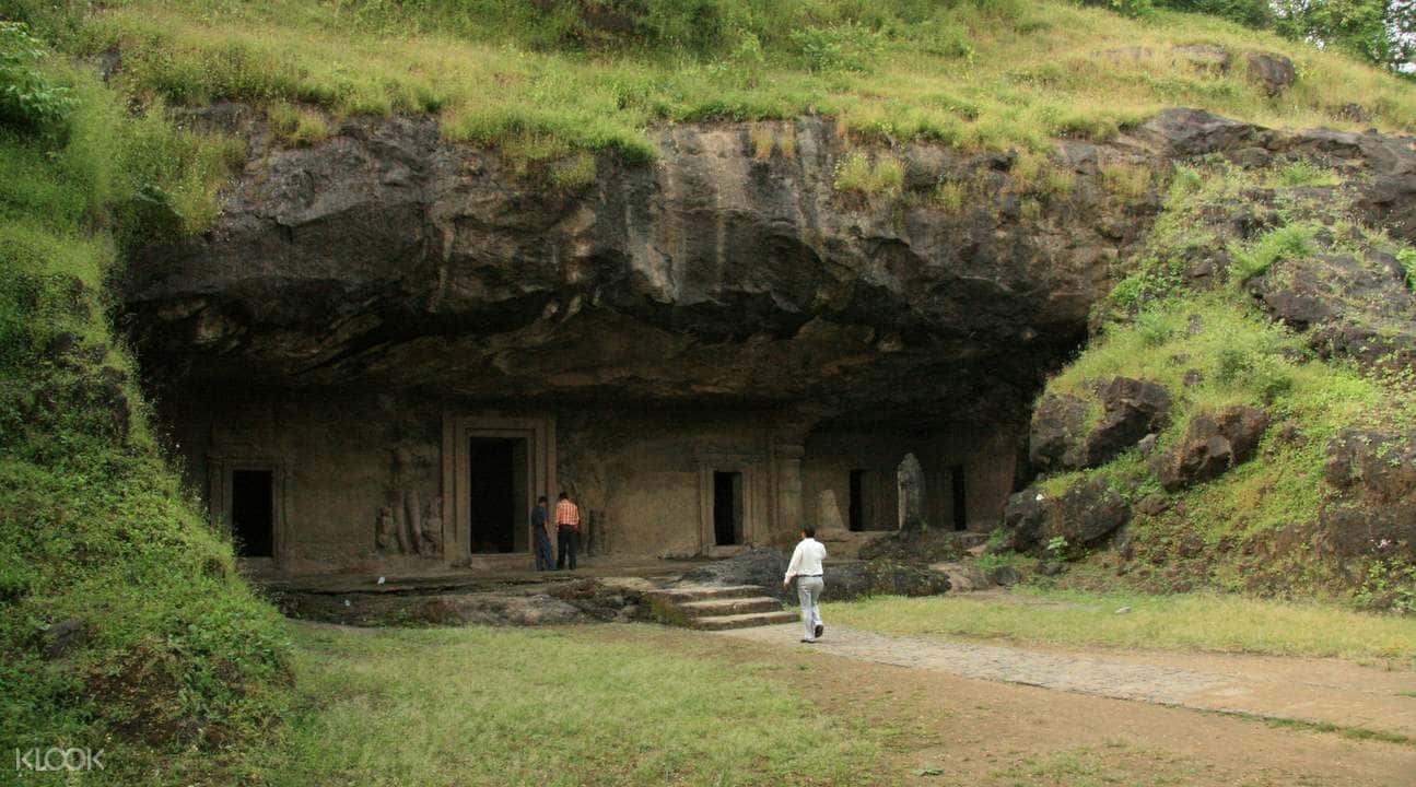 Elephanta Caves Tour from Mumbai3