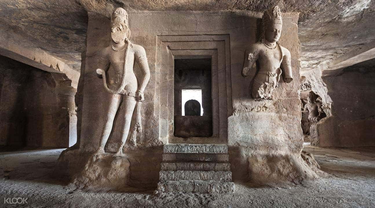 Elephanta Caves Tour from Mumbai4