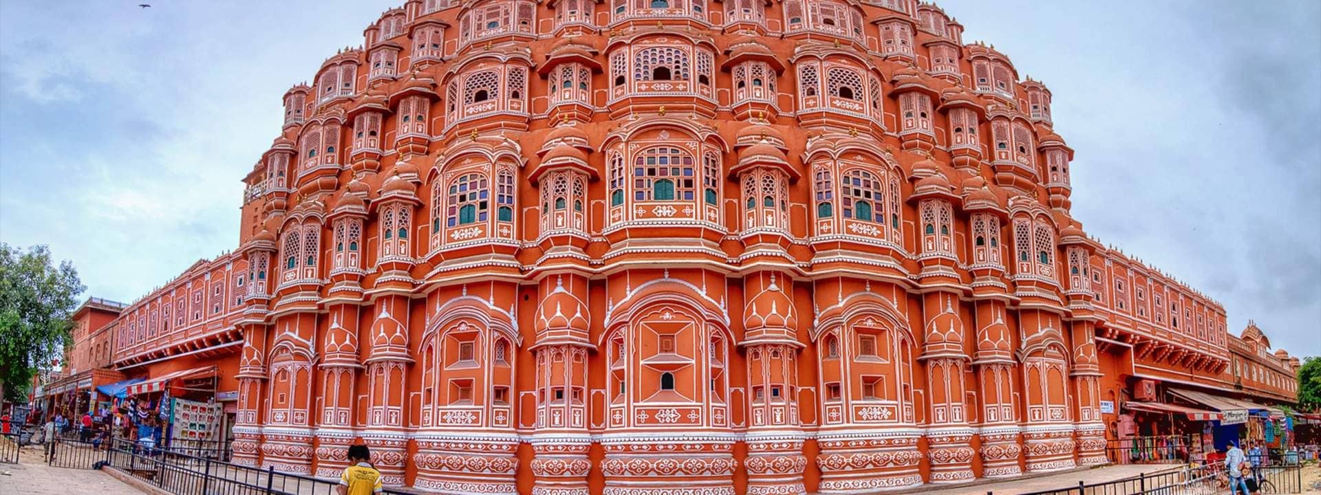 Forts and Palaces of Jaipur Private Half Day Tour
