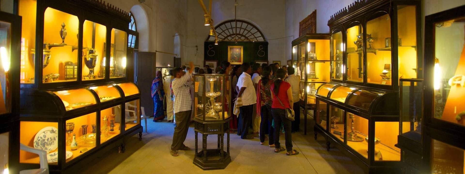 Hyderabad Salar Jung Museum and Nizam Museum Day Tour