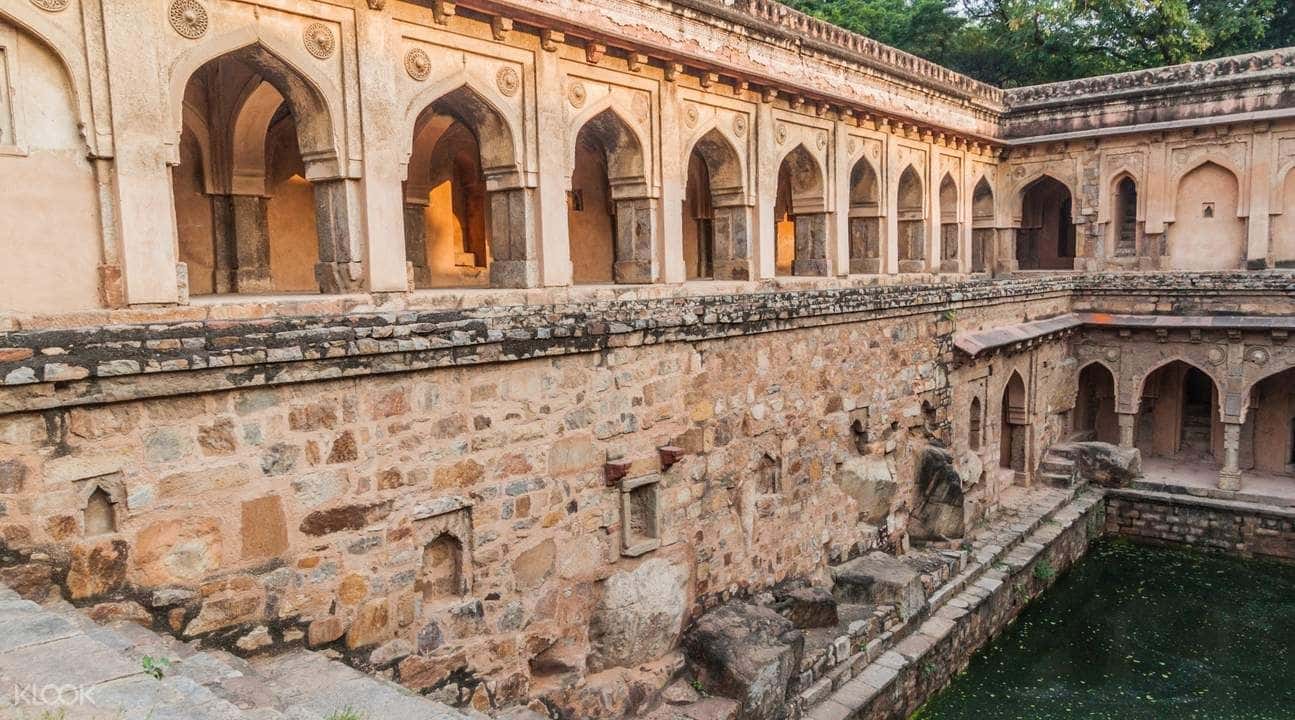Mehrauli Archaeological Park Walking Tour1