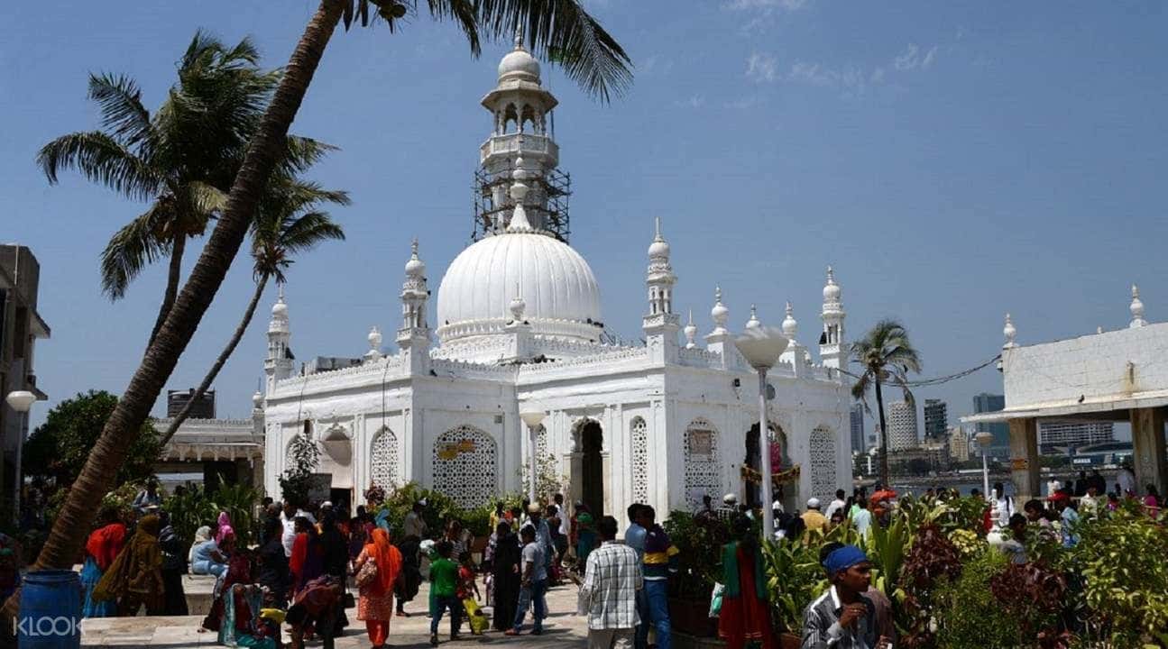 Mumbai Divinity Walking Tour2
