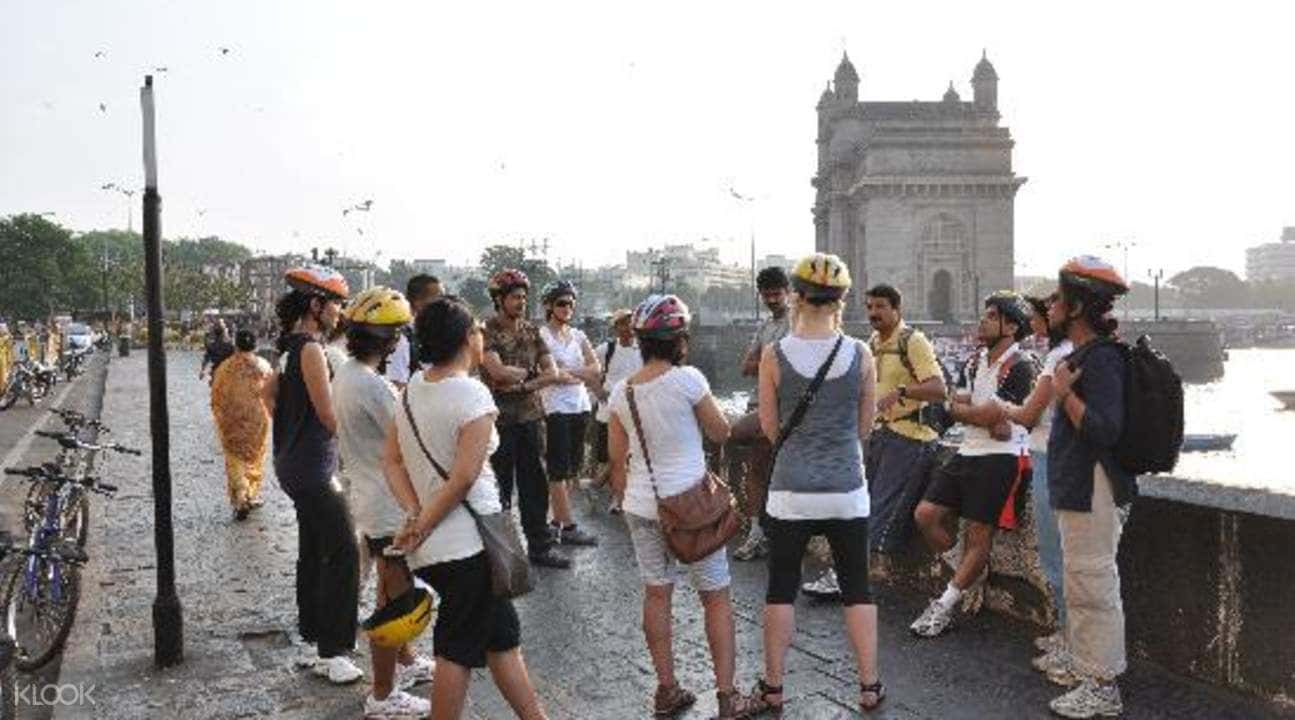 Mumbai Early Morning Motorbike Tour2