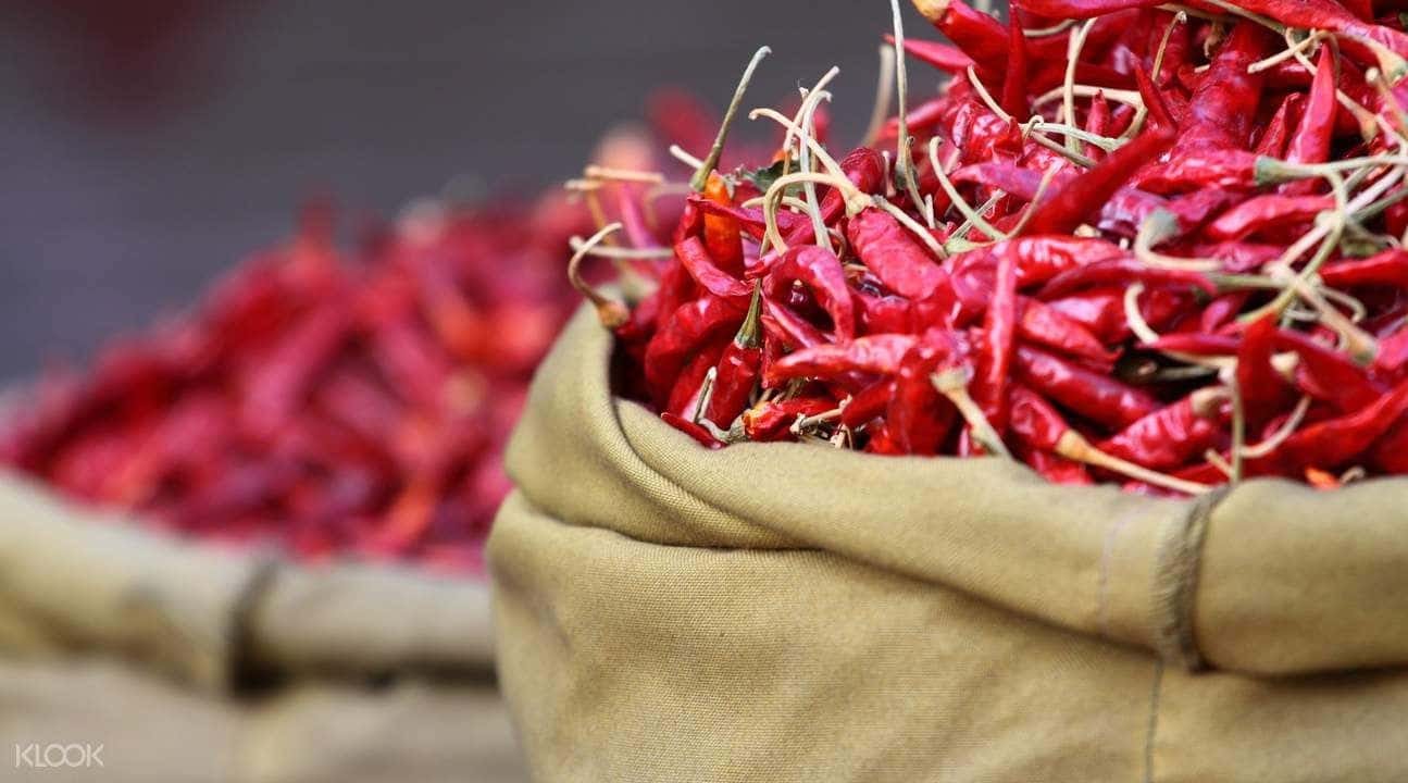 Mumbai Local Foods & Spice Bazaar Day Tour4