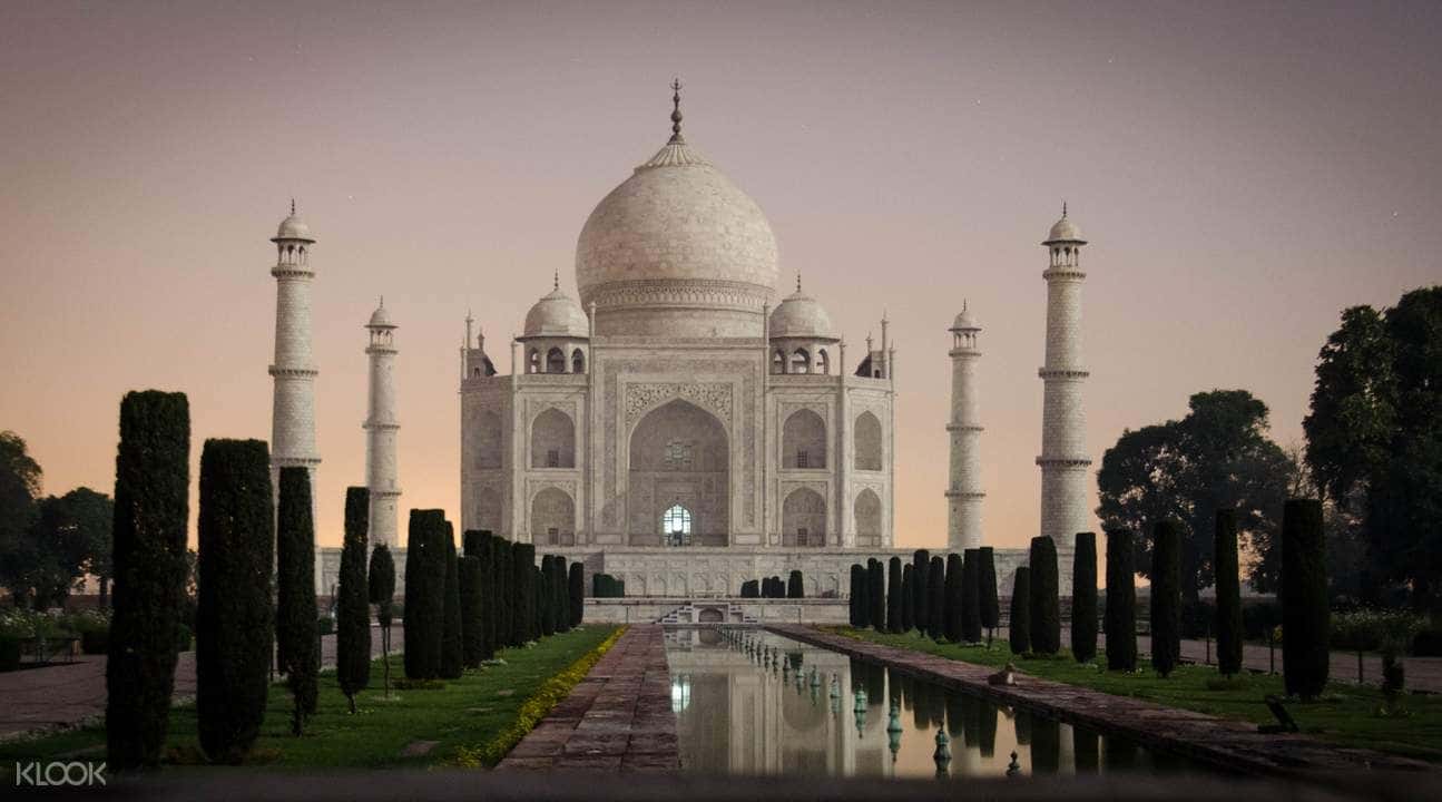 Private Group Tour of Taj Mahal and Agra Fort From Delhi3