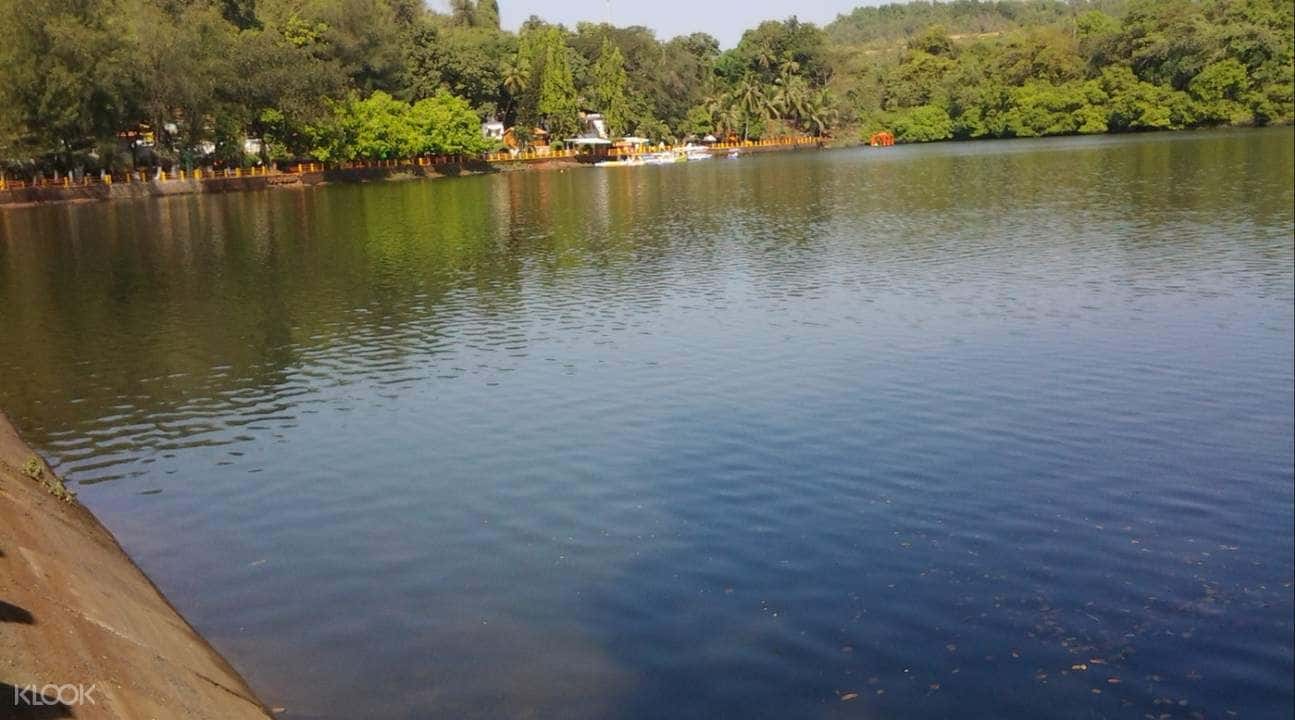 Sanquelim Harvalem Waterfalls and Rudreshwar Temple Private Day Tour2