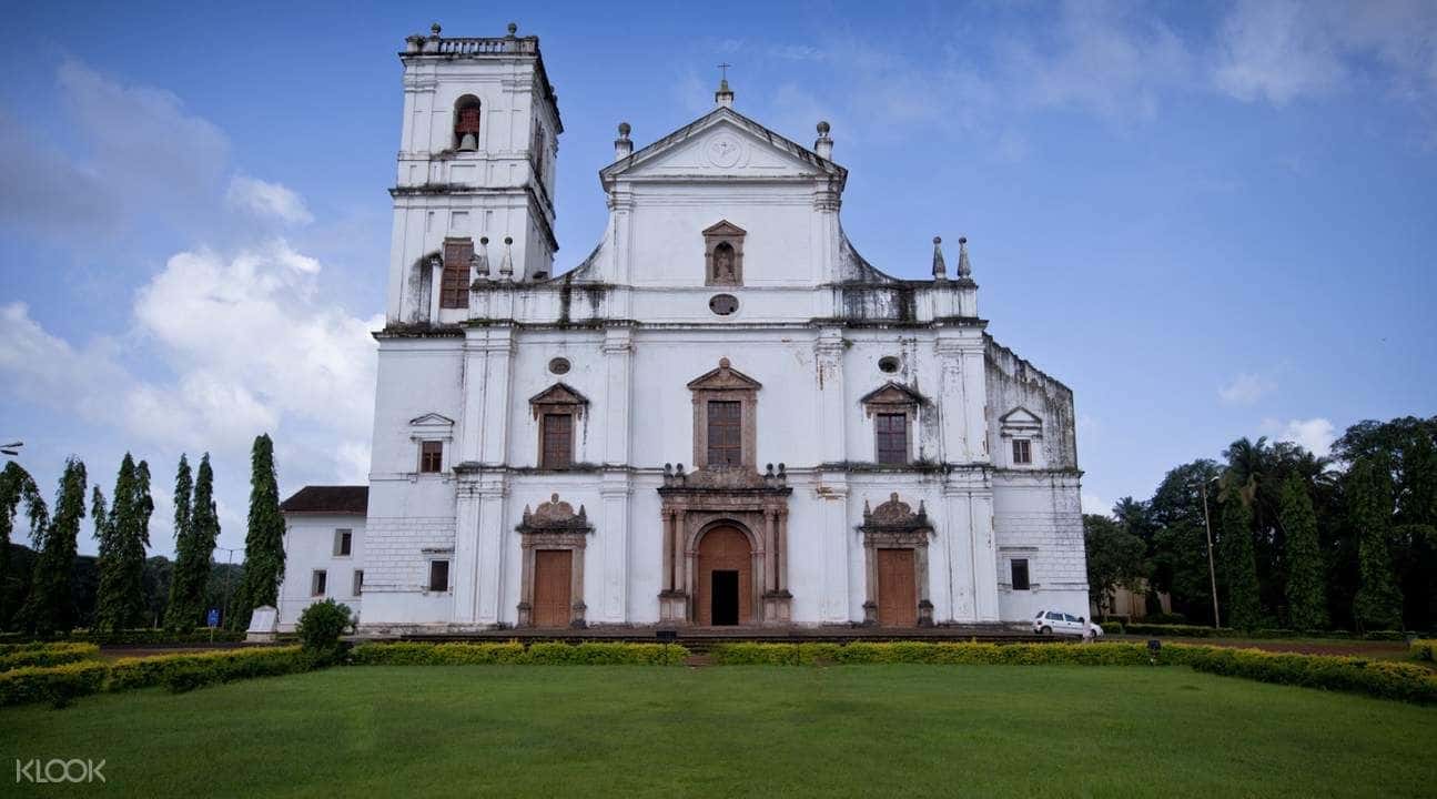 South Goa Tour by Luxury Coach3