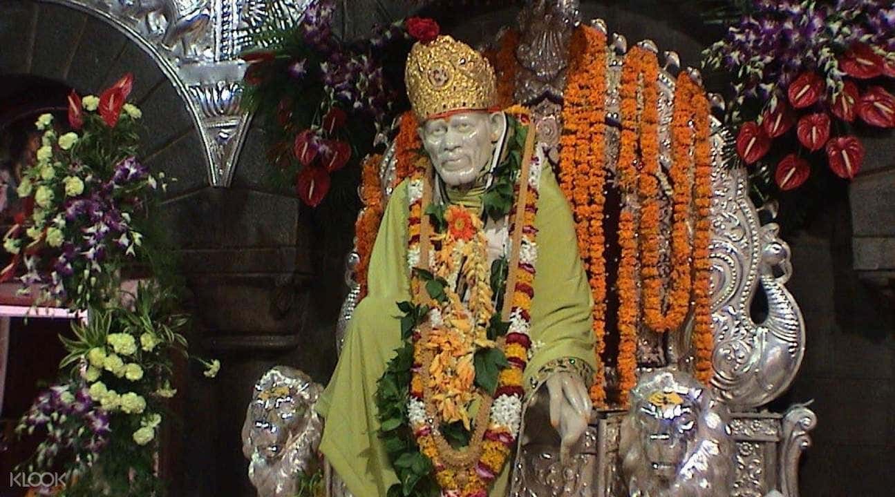 Spiritual Shirdi Private Trip from Mumbai3