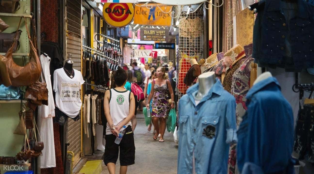 Street Shopping Walking Tour in Kolkata2