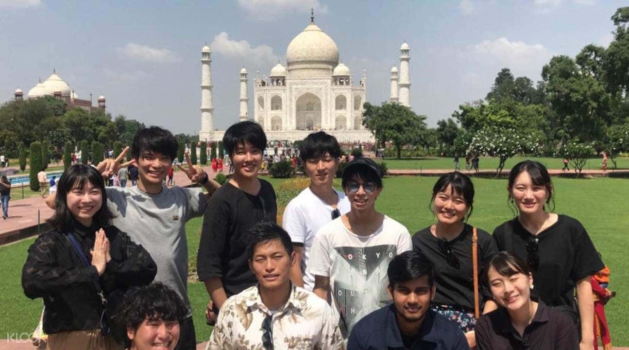 Taj Mahal & Agra Private Tour from Delhi (by Express Train in Executive Class)4