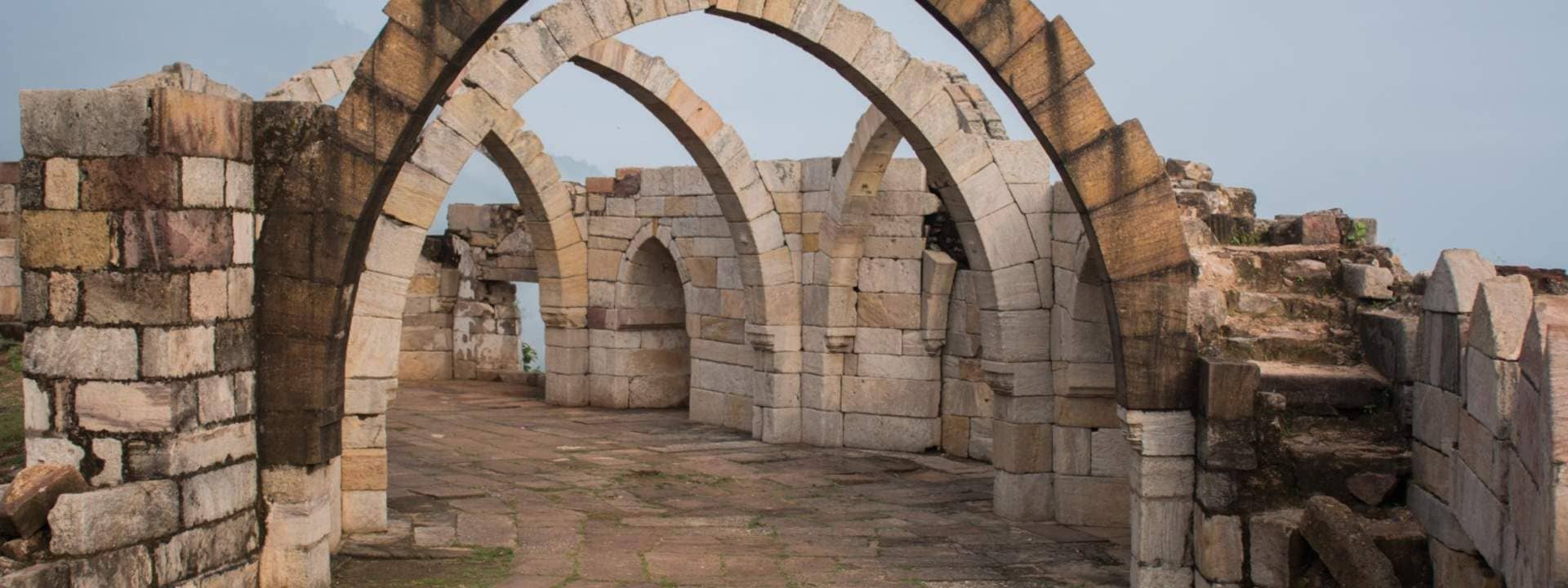 Vadodara, Pavagadh, and Champaner Day Trip from Ahmedabad