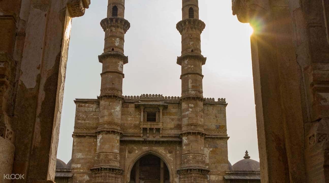 Vadodara, Pavagadh, and Champaner Day Trip from Ahmedabad2