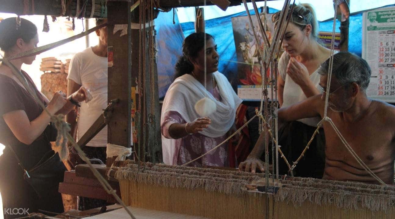 Weaver's Colony visit in Nileshwar3