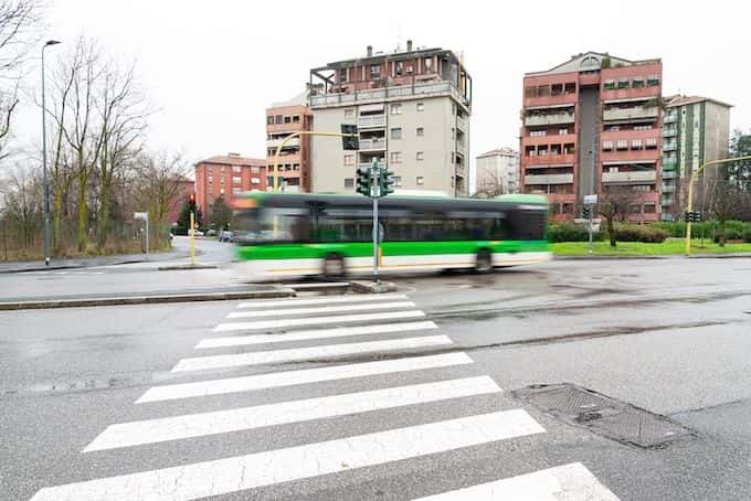 Bus transfer between Malpensa airport and Milan city center1