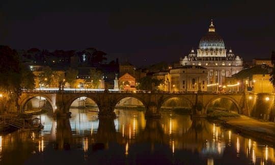 Crypts and catacombs with ghost and mystery walking tour
