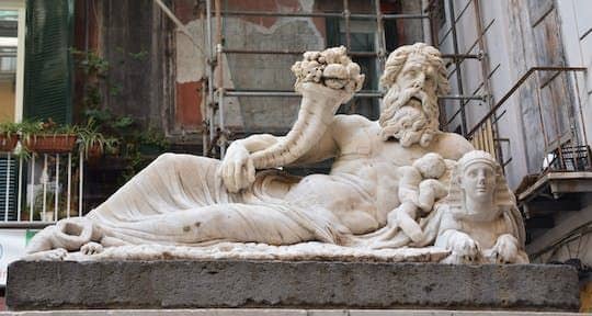Guided tour of Naples through exoterism and mystery