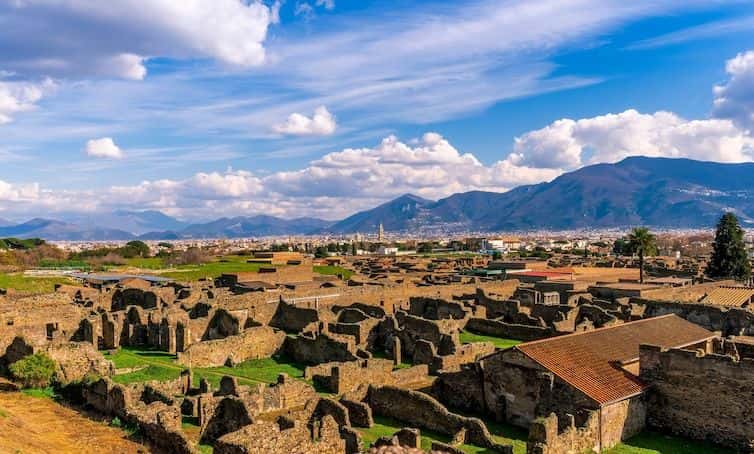 Pompeii, Sorrento and Positano group tour2