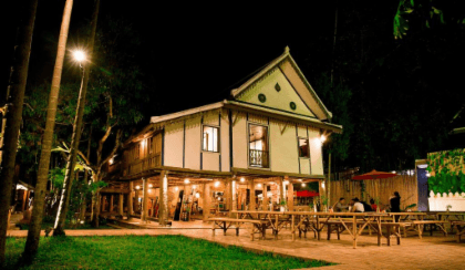 Luang Prabang: UNESCO World Heritage Temple and Local Life Private Guided Tour3
