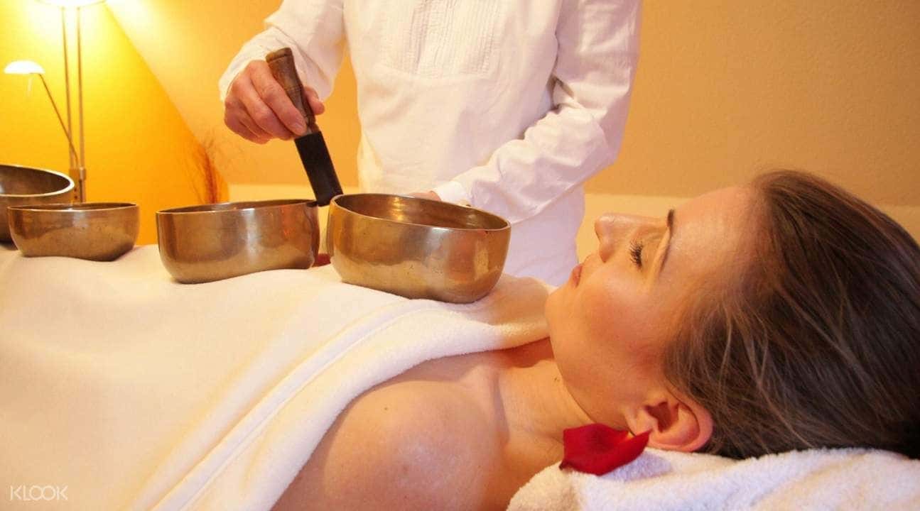 Singing Bowl Therapy in Kathmandu2