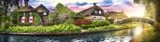 Private day trip to Giethoorn with 1-hour boat tour
