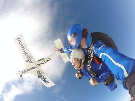 13,000ft skydiving experience in Auckland