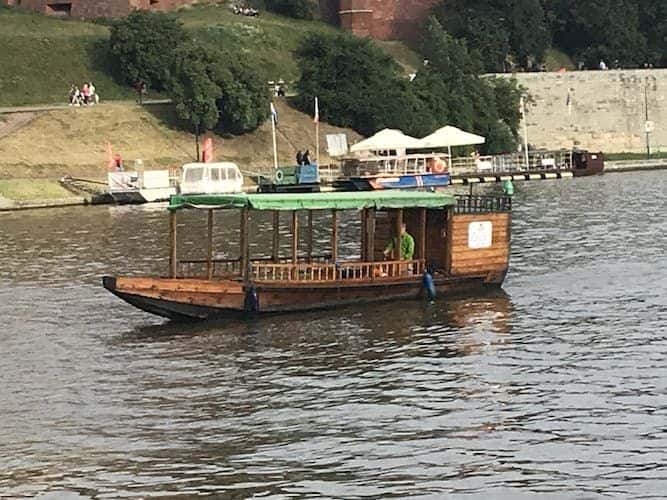1-hour Krakow Vistula River cruise with audio guide4