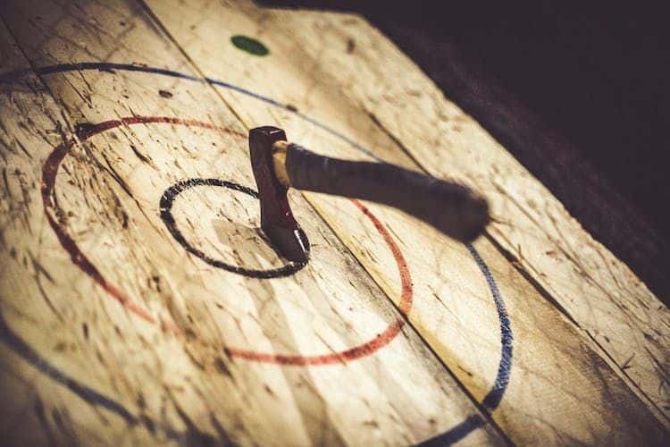 Axe throwing experience with private instructor in Krakow1