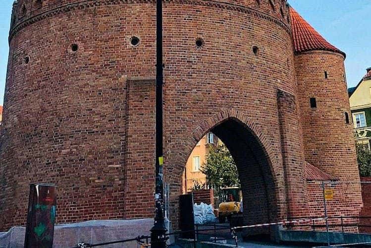 Best highlights of Warsaw walking tour3