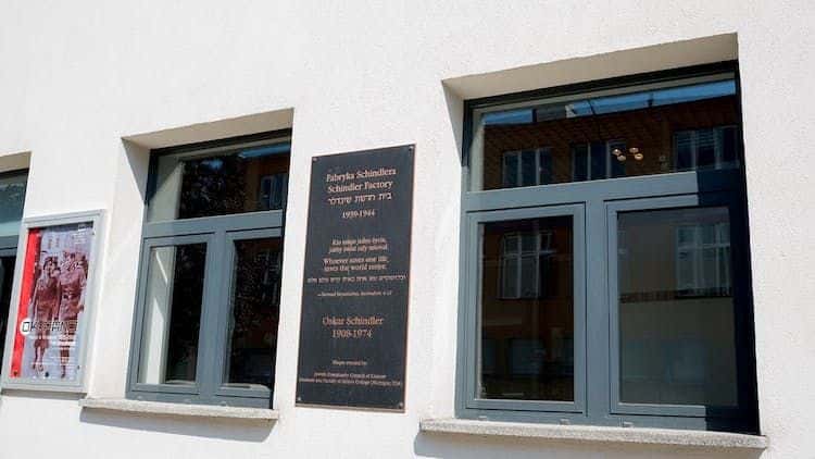 Kazimierz, Schindler's Factory and ghetto guided tour in Krakow4