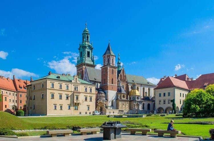 Krakow and Auschwitz small group tour from Warsaw with pick-up and lunch2
