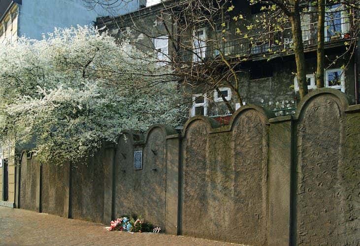 Krakow audio guided tour past Jewish Quarter, Ghetto and Schindler's Factory4