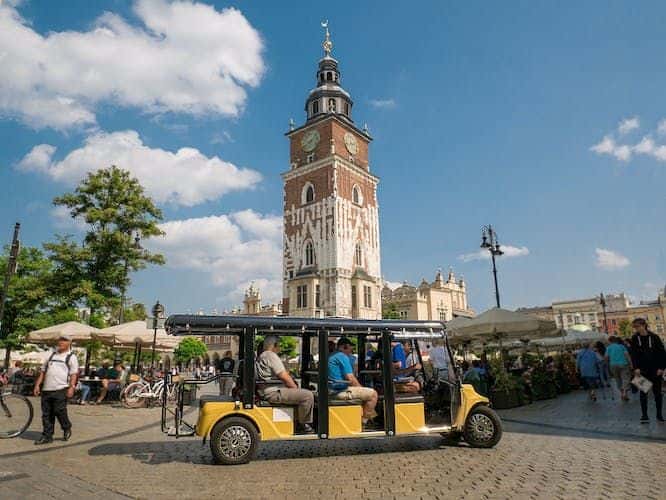 Krakow city tour by electric car and optional Schindler's Factory4