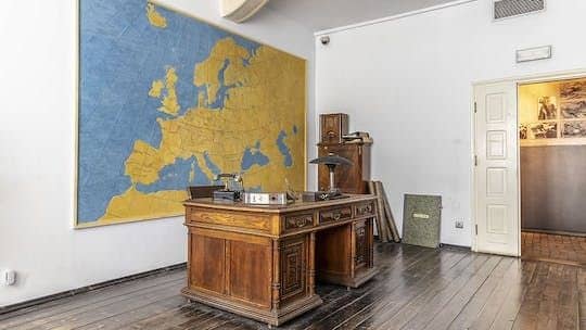 Krakow: Jewish ghetto and Schindler's Factory entrance ticket and guided tour