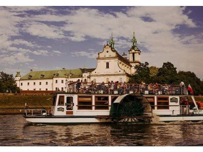 Night cruise on the Vistula in Krakow1