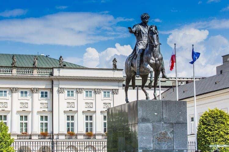 Warsaw old town audio-guided walking tour4