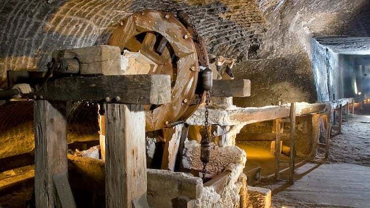 Wieliczka Salt Mine ticket and guided tour from Krakow2
